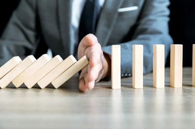 資本風(fēng)云 | 利潤(rùn)增長(zhǎng)靠炒股，方正證券遭外資、中國(guó)信達(dá)累計(jì)減持?jǐn)?shù)十億元